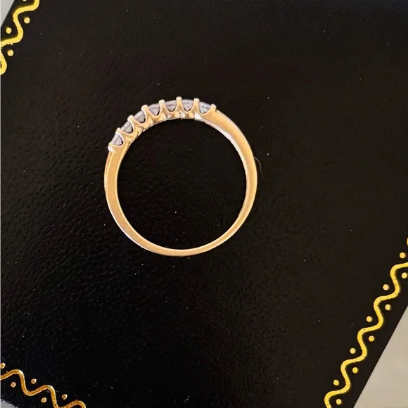 10k Gold Pave Diamond Band Ring size 7 - Picture 4 of 7